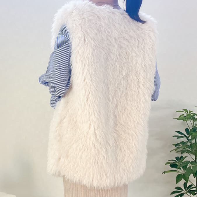 ふわふわファージレ ノースリーブベスト 防寒重ね着
