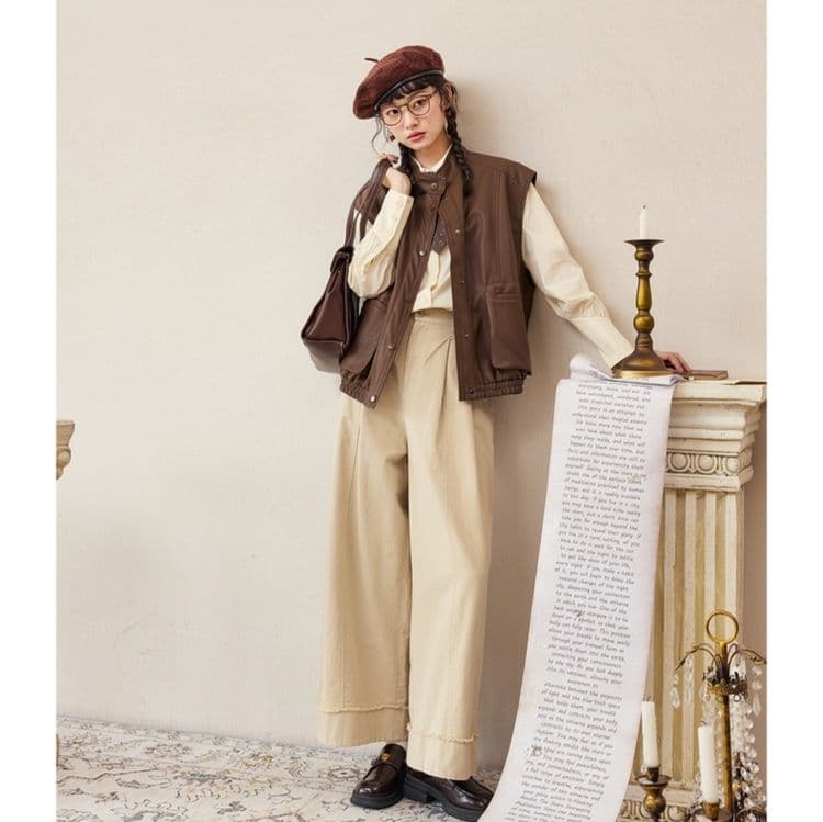 ジレ クラシカル風味 レザー調ジレベスト