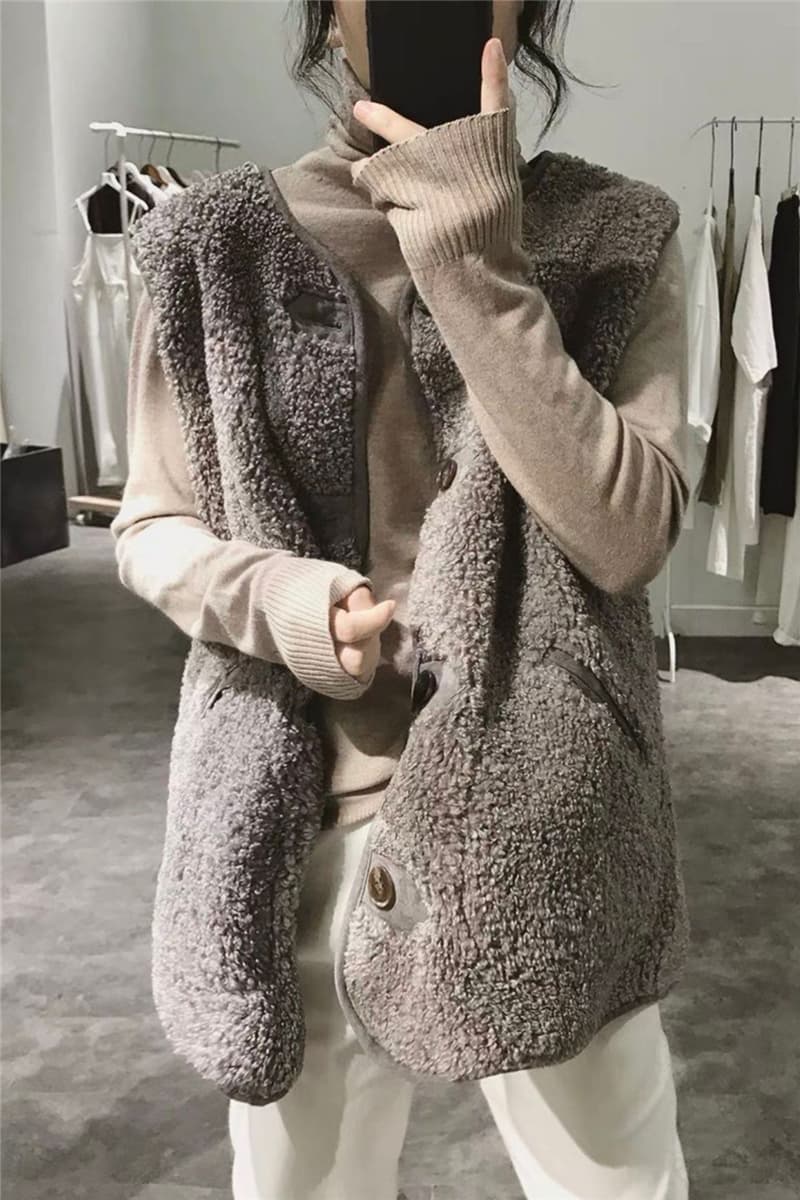 ジレ もこもこボタンベスト