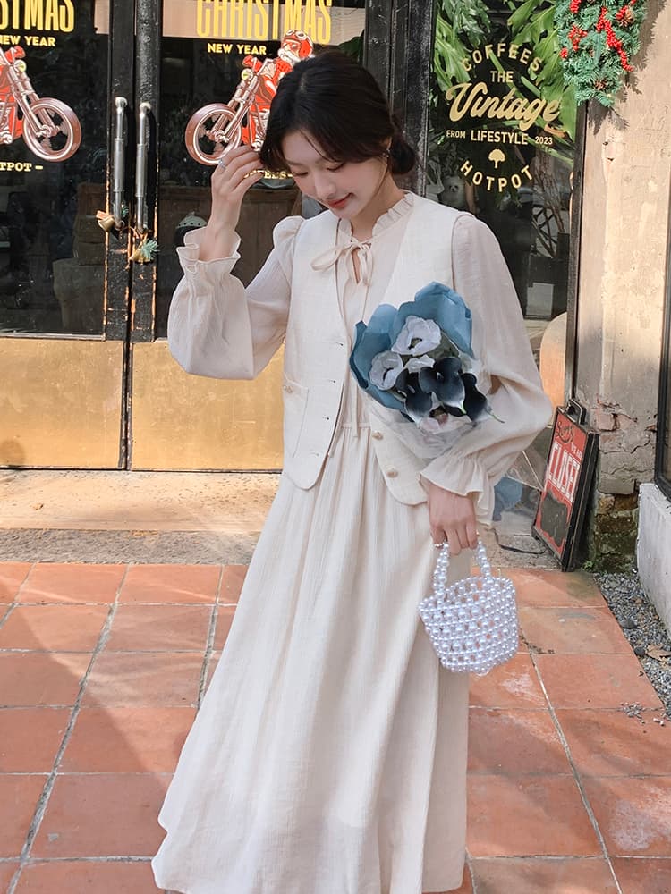ジレ リボン付き優美リネンワンピース